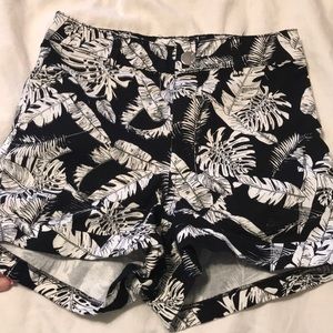 High waisted patterned shorts